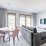 Daire Dr - Mavik Sopot